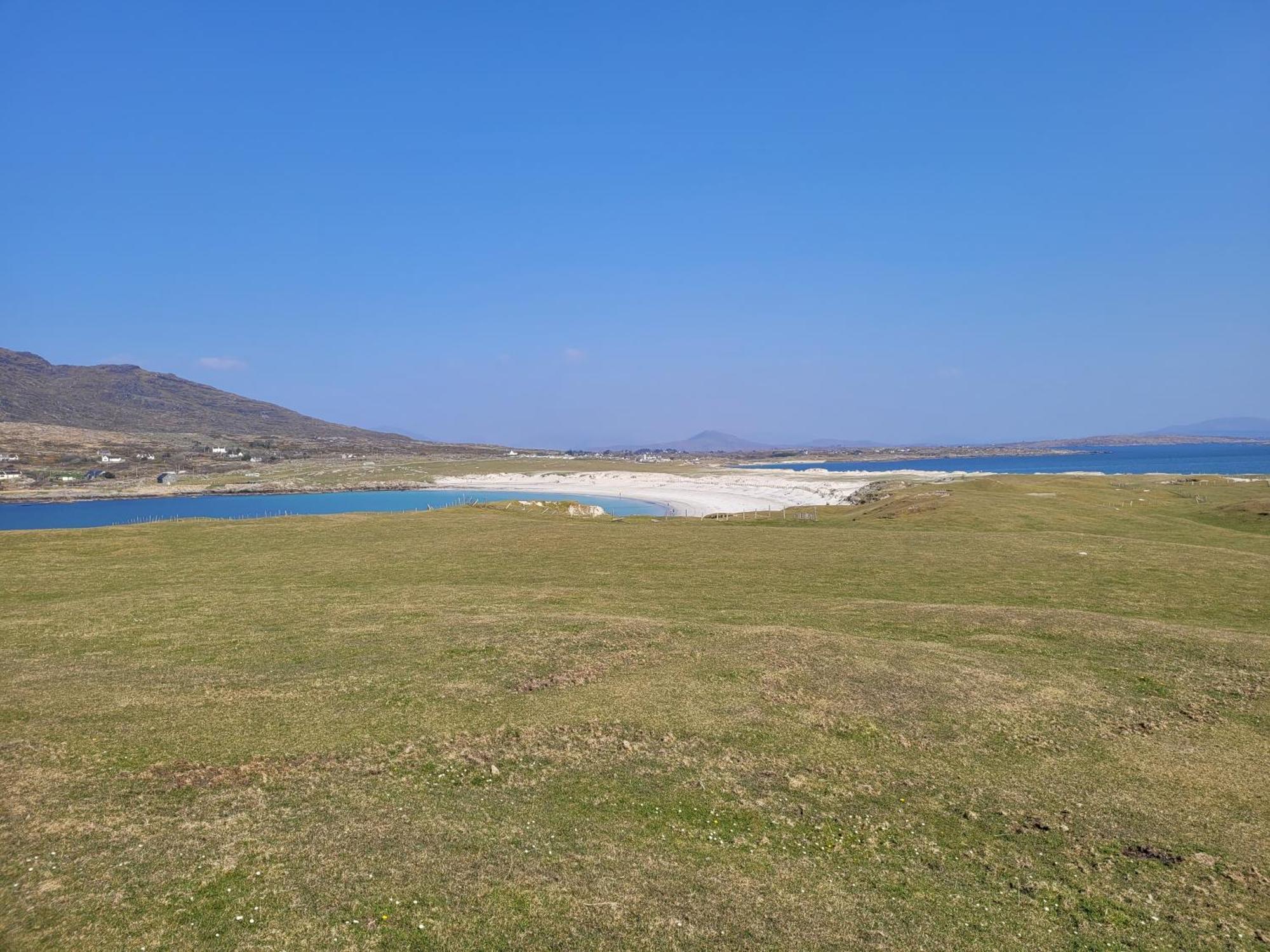 Roundstone Retreats Islandview Bed and Breakfast Exteriör bild