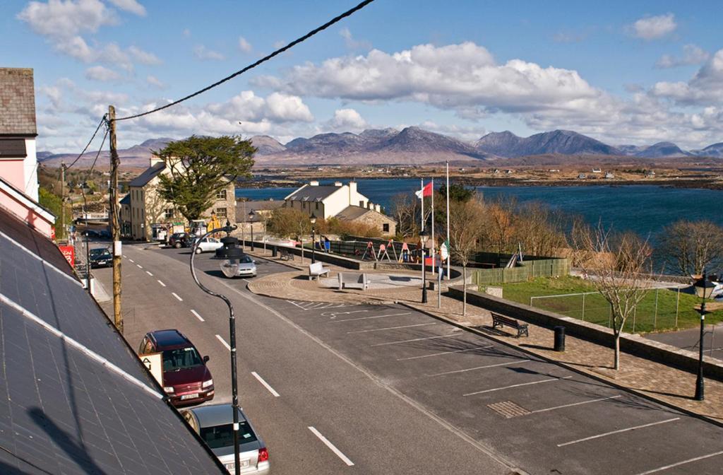 Roundstone Retreats Islandview Bed and Breakfast Exteriör bild